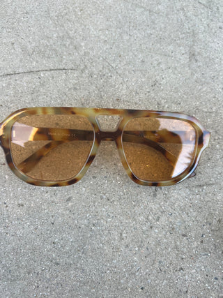 SQUARE AVIATORS
