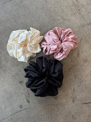 JUMBO SCRUNCHIES