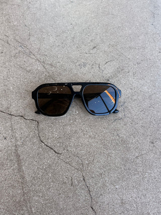 SQUARE AVIATORS