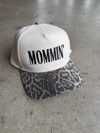MOMMIN' TRUCKER HATS