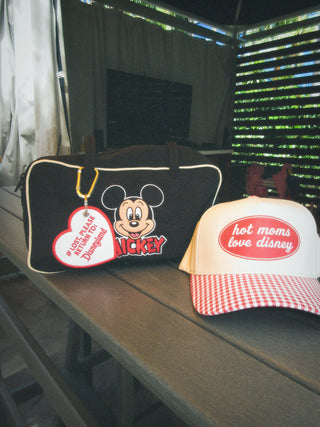 HOT MOMS LOVE DISNEY